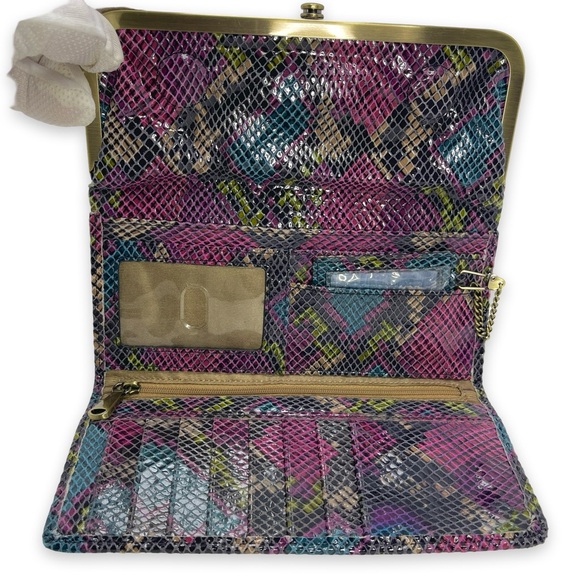 EUC 💜 HOBO International Rachel Continental Snakeskin Print Leather Wallet - Picture 3 of 14